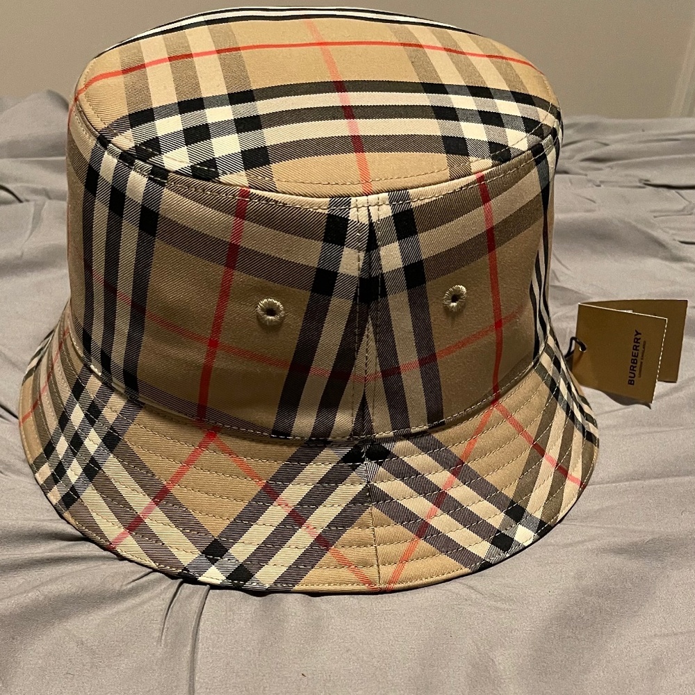 Burberry vintage check bucket hat